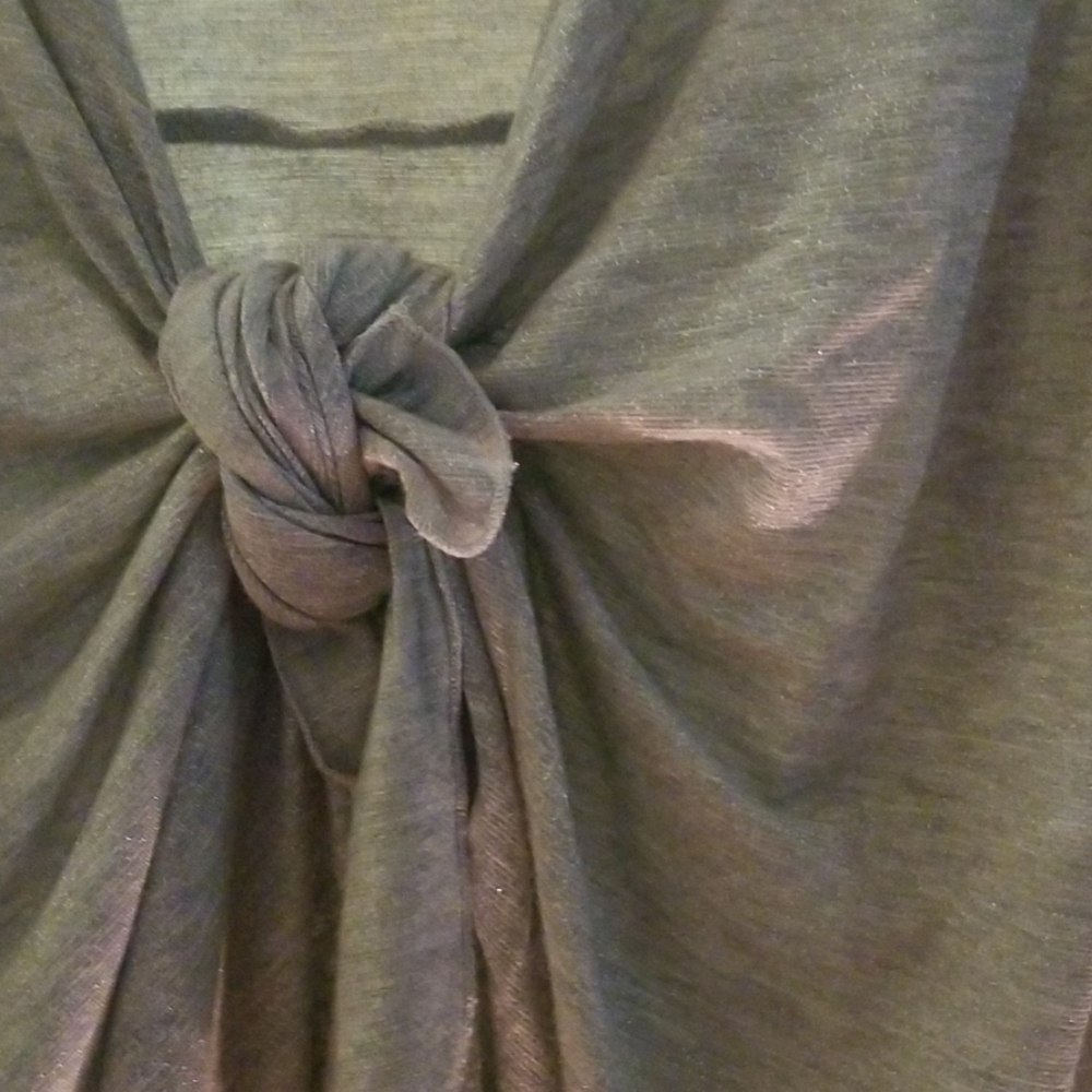 Think Tank Blouse - Picture 3 of 4